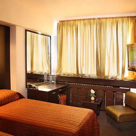 Hotel Madara 3*