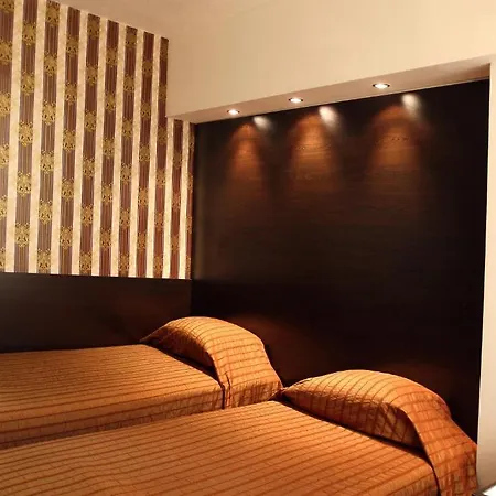 Madara Hotel 3*